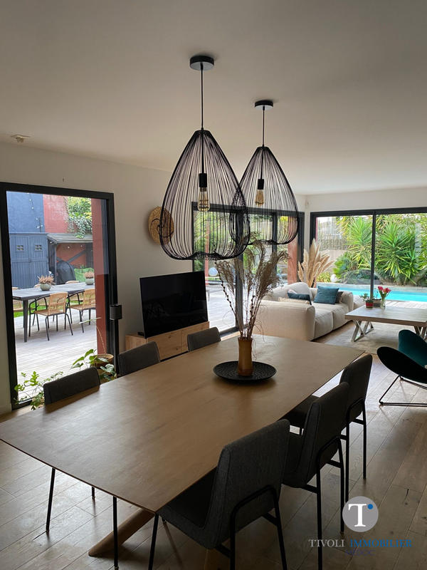 Maison contemporaine - 150 m² - 6 pièces