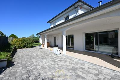 Maison contemporaine - 150 m² - 6 pièces