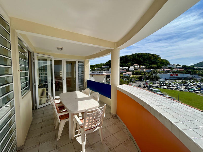 Appartement - 82 m² - 4 pièces