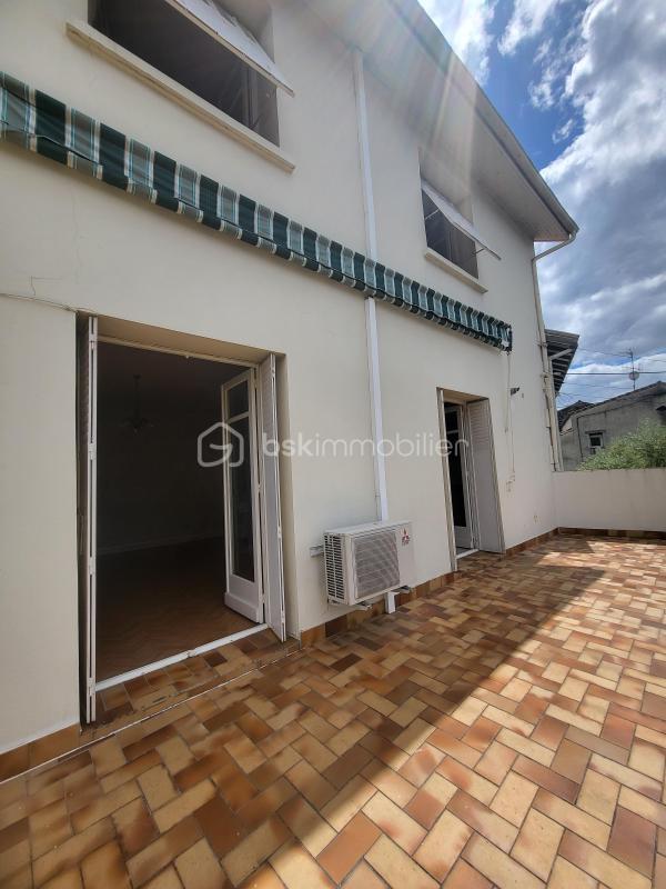 Maison - 95 m² - 4 pièces