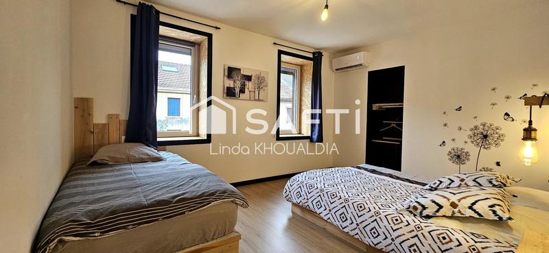 Maison - 251 m² - 7 pièces