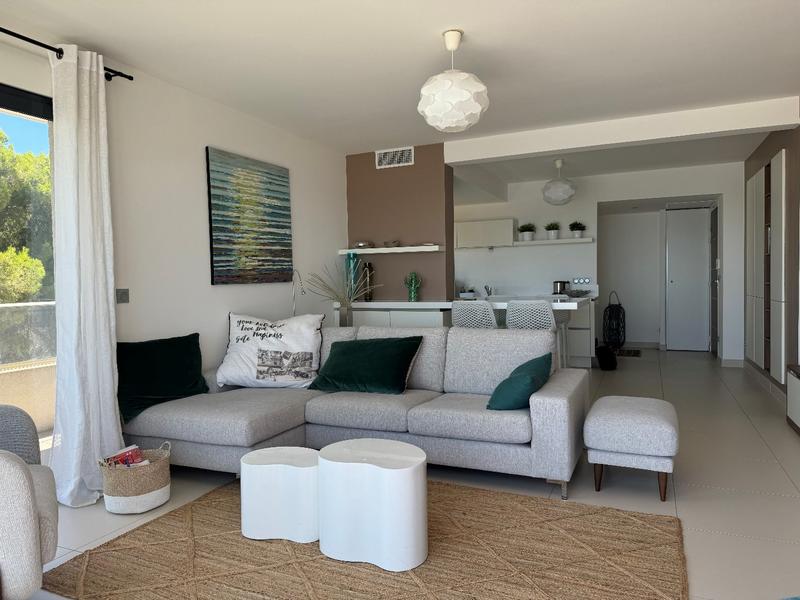 Appartement - 98 m² - 4 pièces