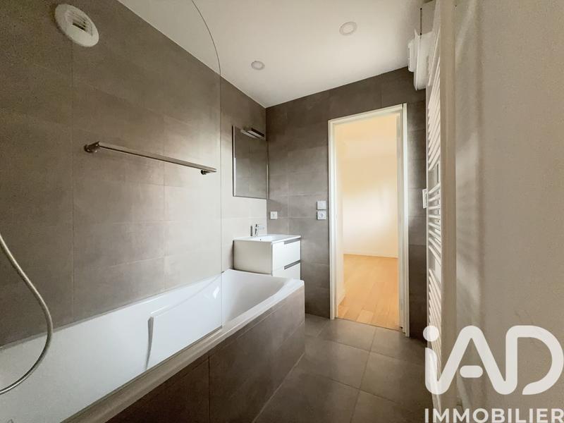 Maison - 98 m² - 4 pièces