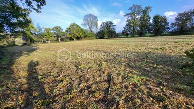 Immeuble - 70 m² - 2 pièces