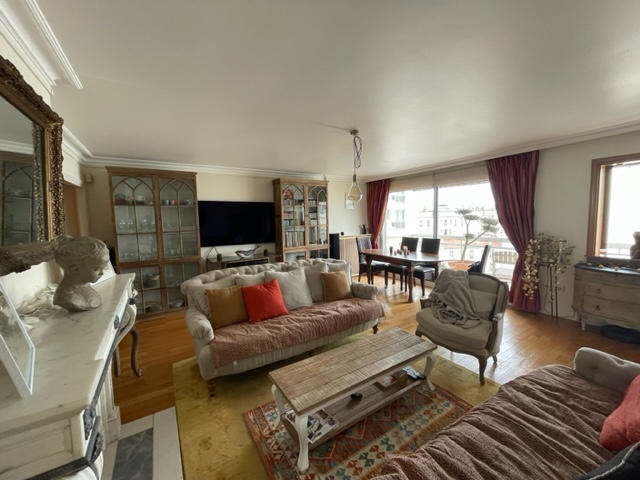 Appartement - 80 m² - 2 pièces