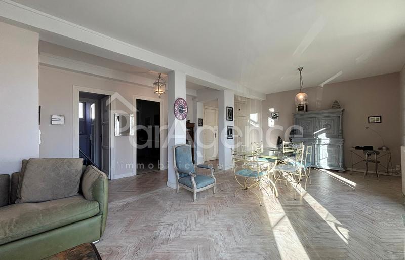 Appartement - 91 m² - 3 pièces