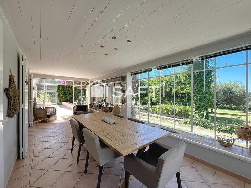 Maison - 155 m² - 6 pièces