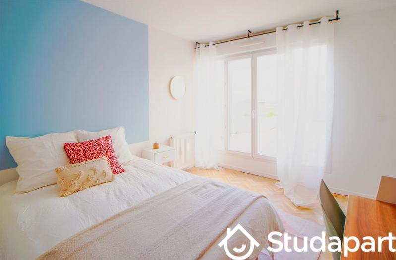 Chambre - 11 m² - 1 pièce