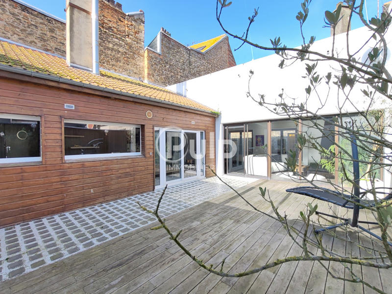 Appartement - 225 m² - 5 pièces