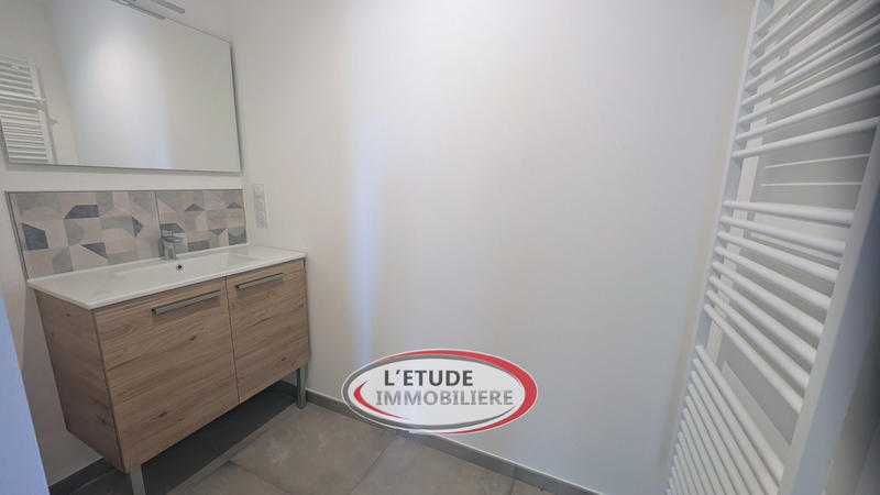 Maison - 74 m² - 4 pièces