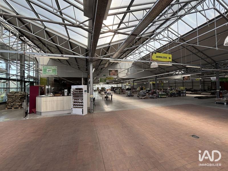 Local commercial - 6 250 m²