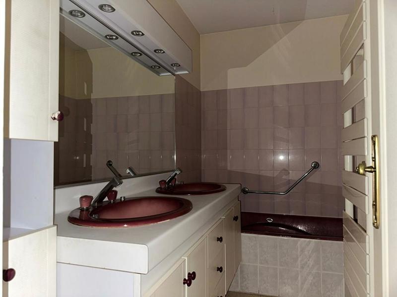 Appartement - 91 m² - 5 pièces