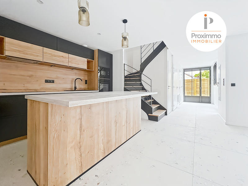 Maison - 119 m² - 6 pièces