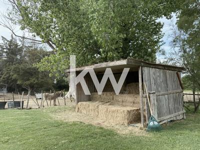 Fonds de commerce - Magasins - 2 000 m²