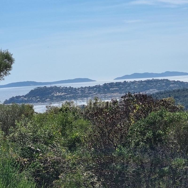 Maison - 157 m² - 7 pièces