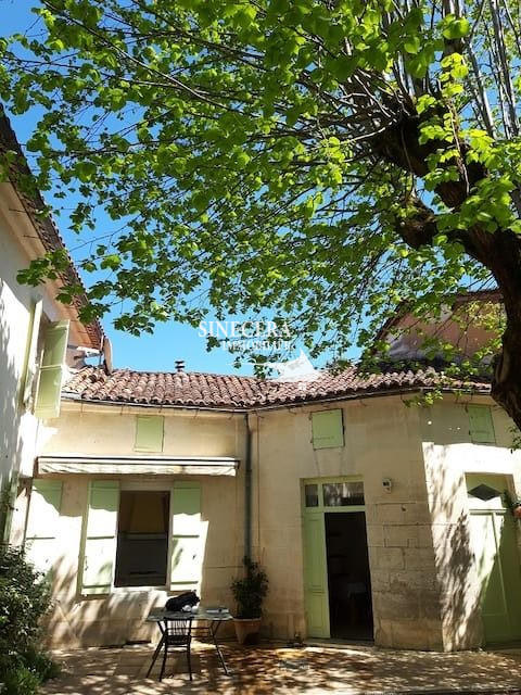 Maison - 200 m² - 7 pièces