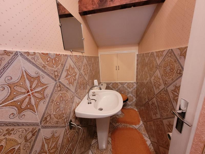 Maison - 140 m² - 5 pièces