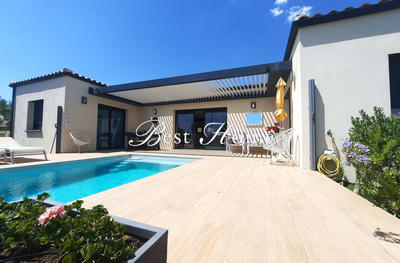 Maison - 140 m² - 6 pièces