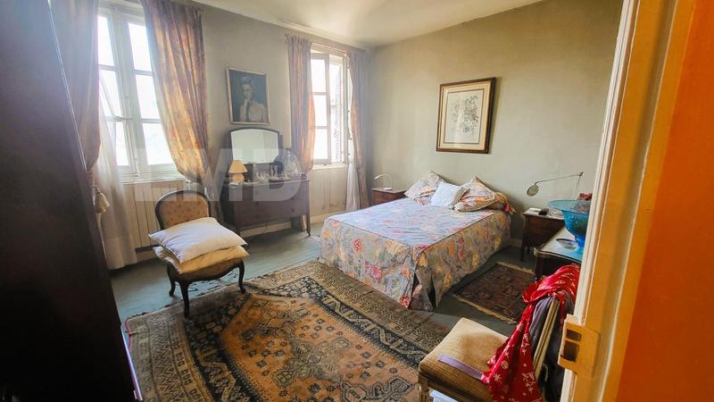 Appartement - 111 m² - 4 pièces