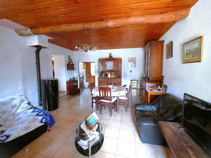 Maison de village - 115 m² - 8 pièces