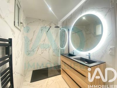 Appartement - 95 m² - 4 pièces