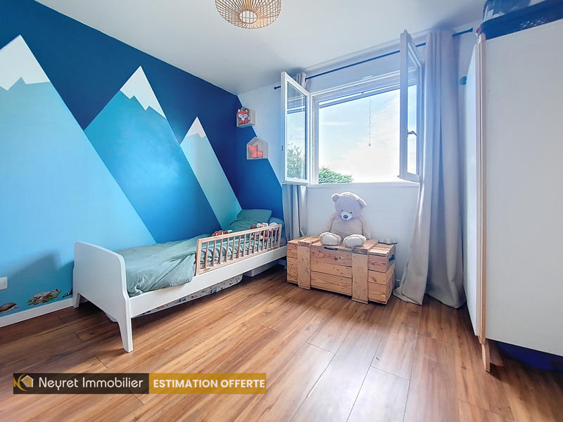 Maison - 145 m² - 7 pièces