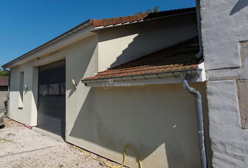 Maison - 232 m² - 7 pièces