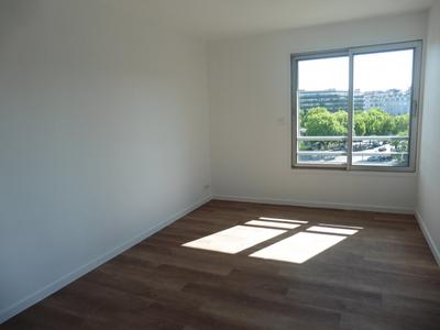 Appartement - 81 m² - 3 pièces
