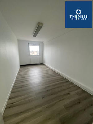 Bureau - 56 m² - 2 pièces