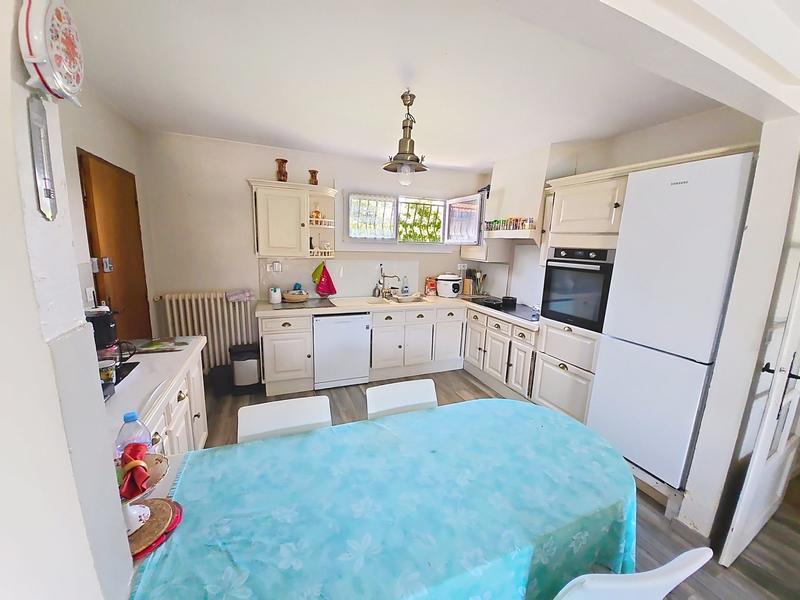 Maison - 151 m² - 6 pièces