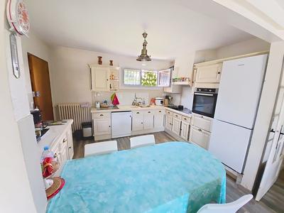 Maison - 151 m² - 6 pièces