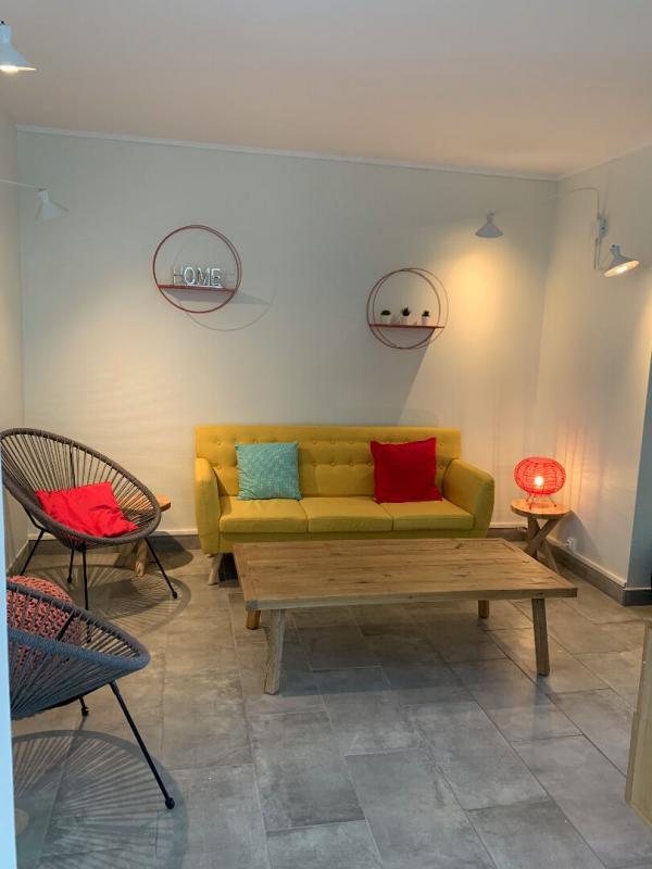 Appartement - 85 m² - 6 pièces