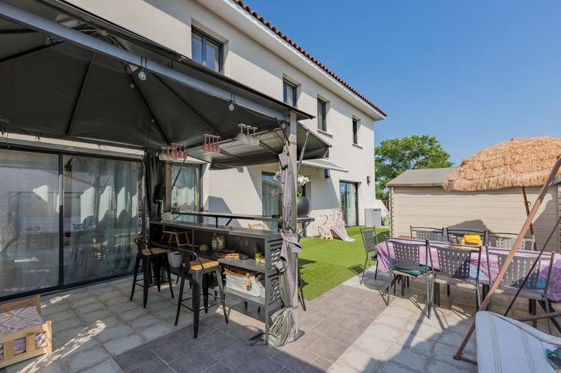 Maison - 125 m² - 5 pièces