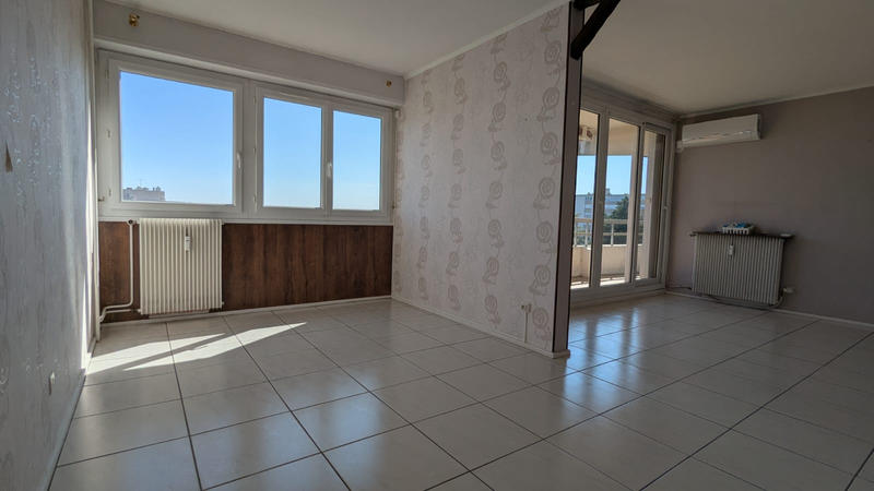 Appartement - 77 m² - 4 pièces