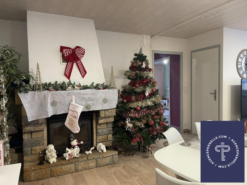 Appartement - 99 m² - 3 pièces