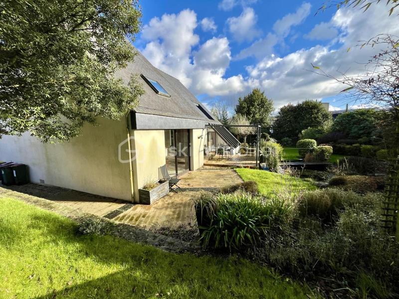 Maison - 258 m² - 9 pièces