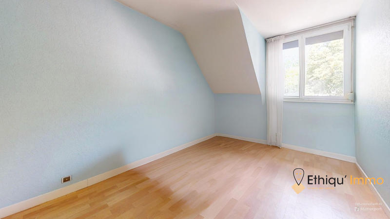 Maison - 144 m² - 2 pièces