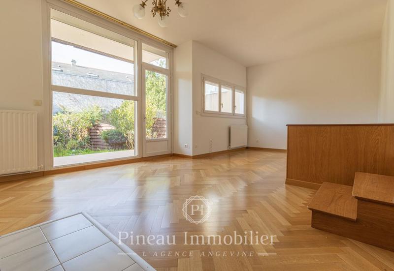 Maison - 103 m² - 5 pièces