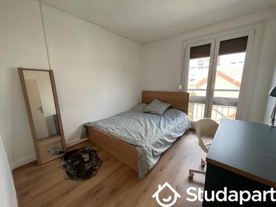 Chambre - 9 m² - 1 pièce