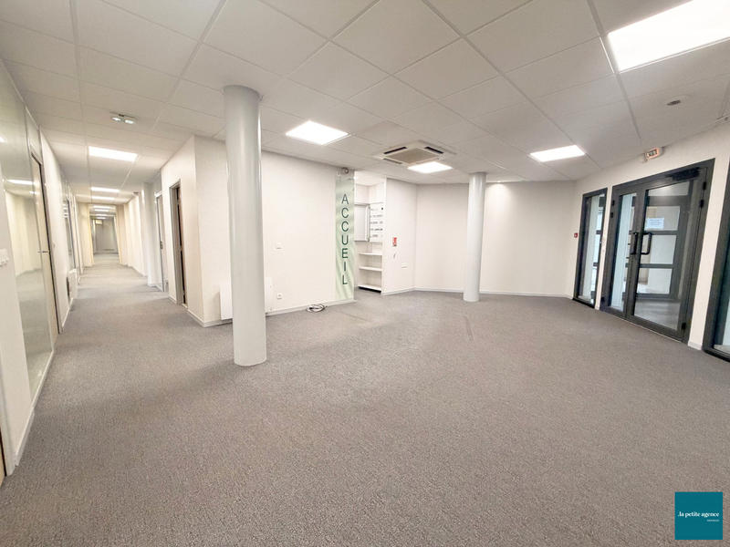 Bureau - 140 m²