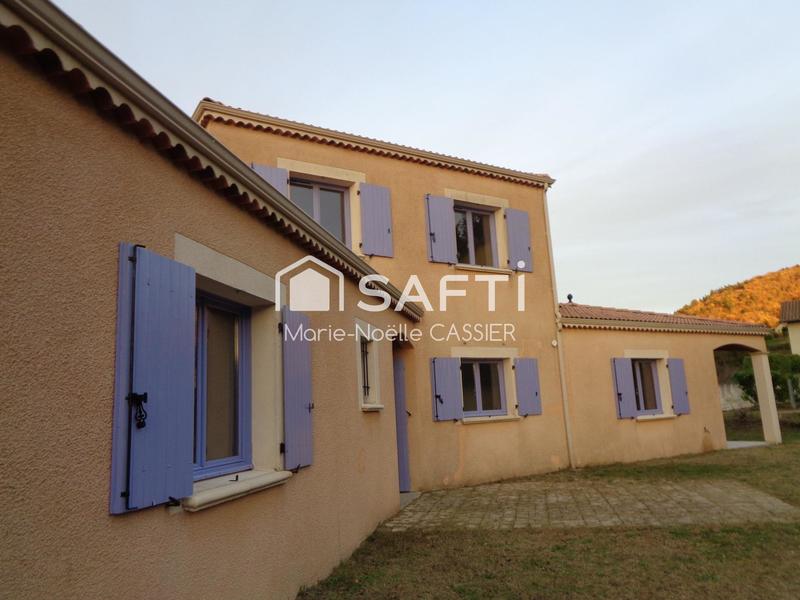 Maison - 147 m² - 6 pièces