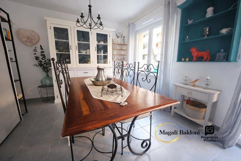 Appartement - 76 m² - 4 pièces