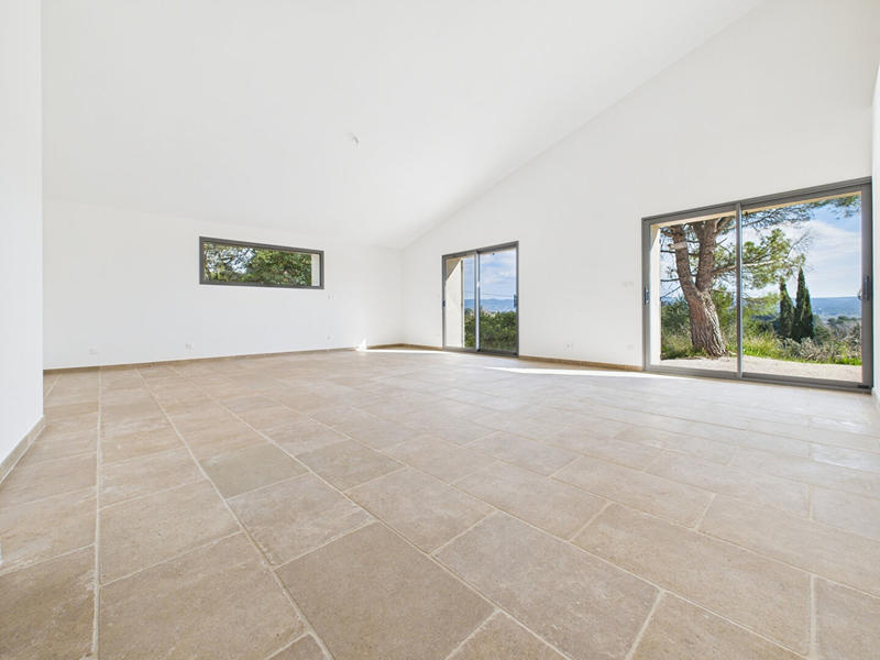 Maison - 280 m² - 10 pièces