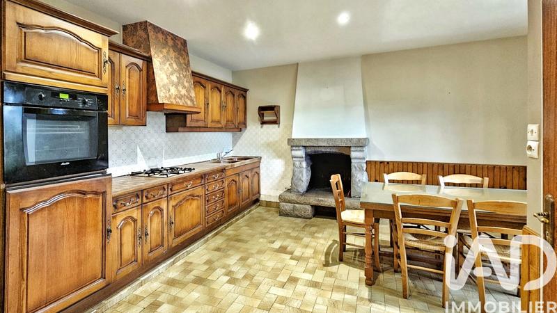 Maison - 164 m² - 8 pièces