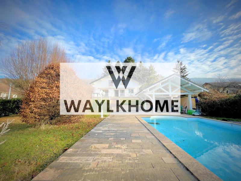 Propriété - 300 m² - 13 pièces