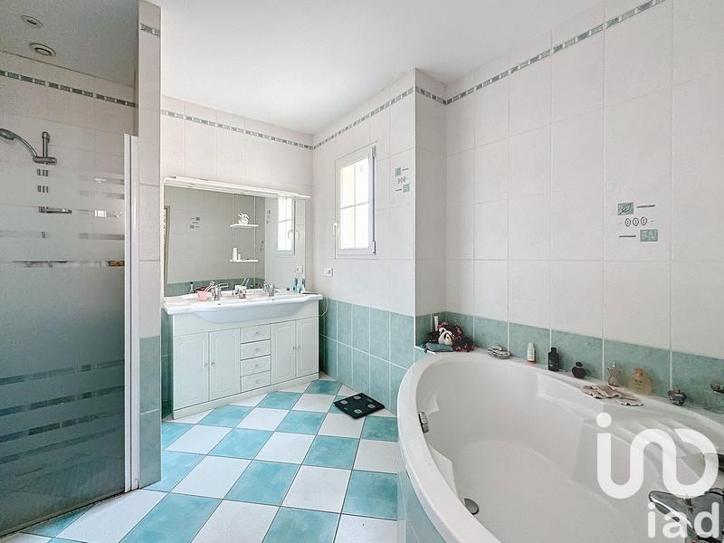 Maison - 141 m² - 5 pièces