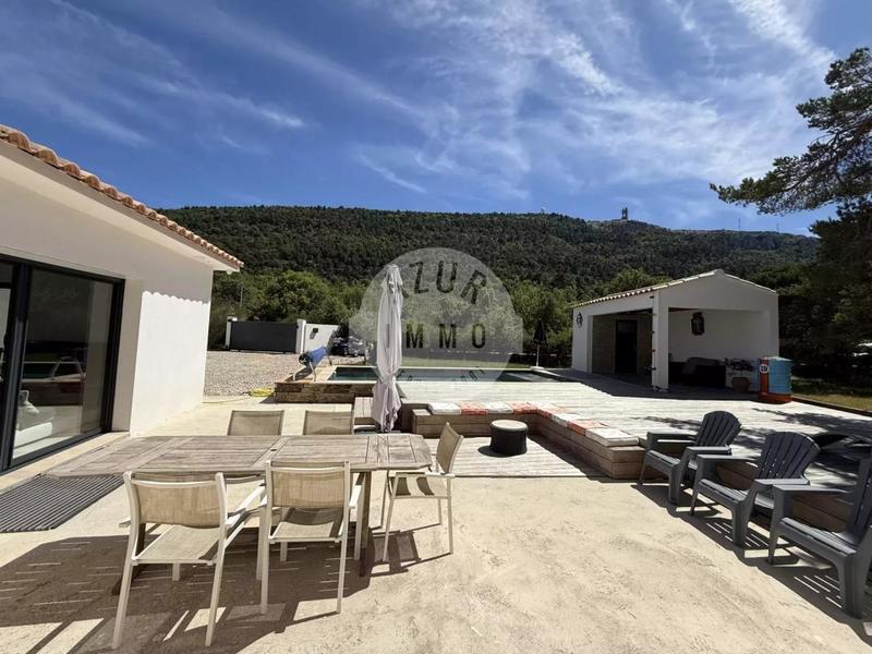 Maison - 150 m² - 5 pièces