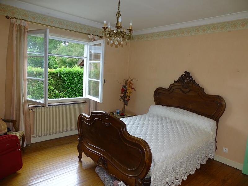 Maison - 183 m² - 8 pièces