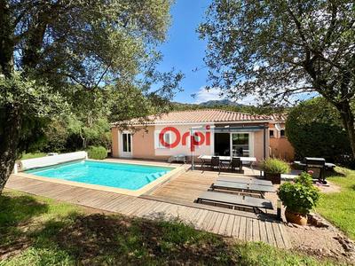 Villa - 232 m² - 11 pièces