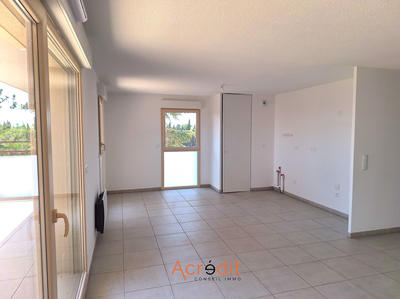 Appartement - 84 m² - 3 pièces